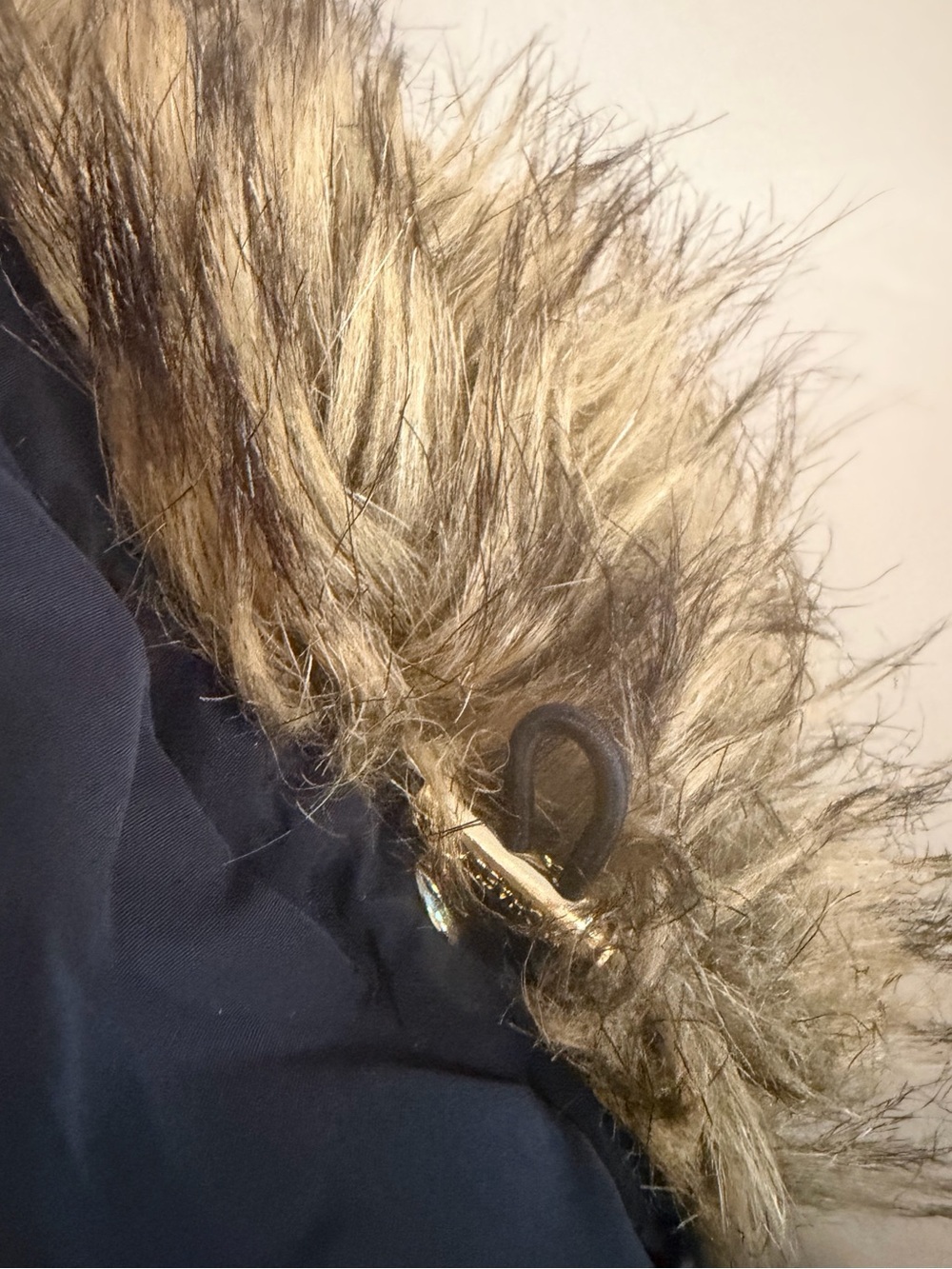 Women’s Michael Kors Navy Puffer Coat w/ Fur Hood - Picture 7 of 8